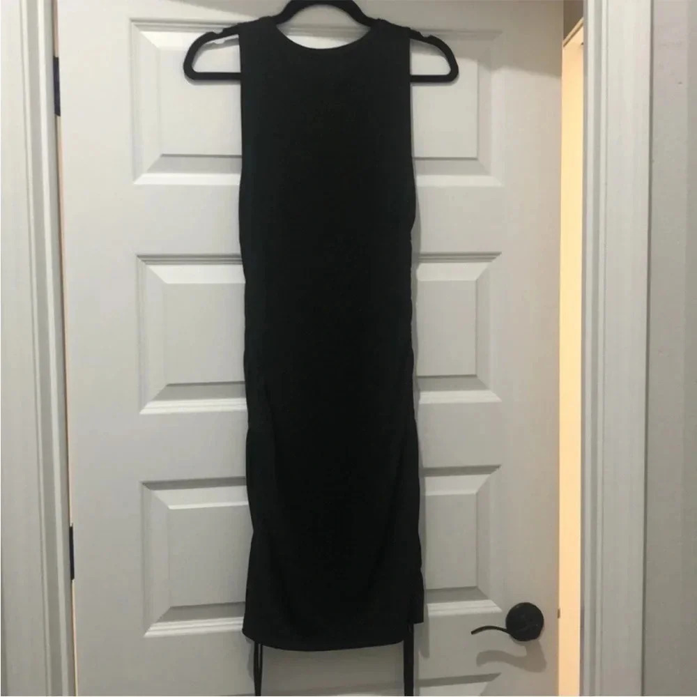 Amazon Black ribbed dress - Picture 9 of 9